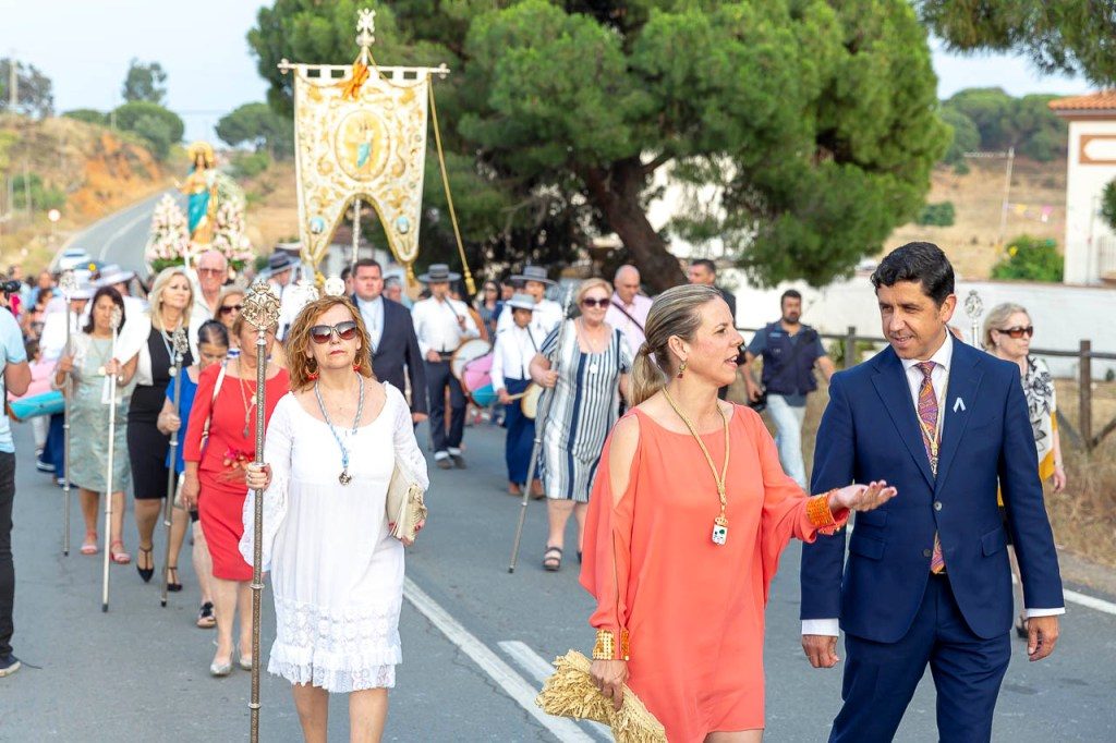 Con La Procesión De María Auxiliadora se pone Fin a Las Fiestas En La Barriada Pozocaminera