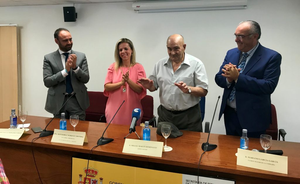 Miguel Martín Domínguez “El Yanki” es Homenajeado como “Marinero Del Año”