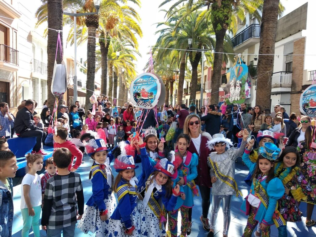 GRAN FINAL DEL CARNAVAL 2019 CON EL DOMINGO DE PIÑATAS