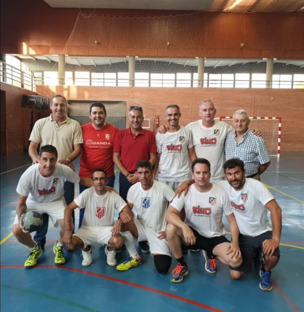CELEBRADO EN ISLA CRISTINA EL TORNEO DE BALONMANO DE JUGADORES VETERANOS