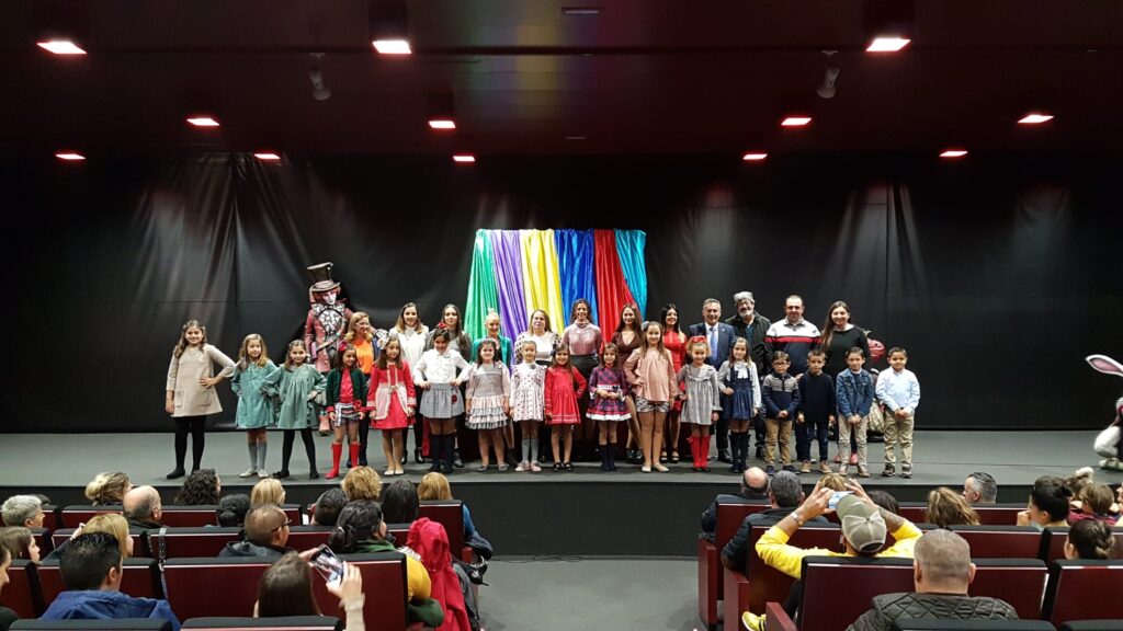 PRESENTADAS LAS CORTES DE HONOR DEL CARNAVAL DE ISLA CRISTINA 2020