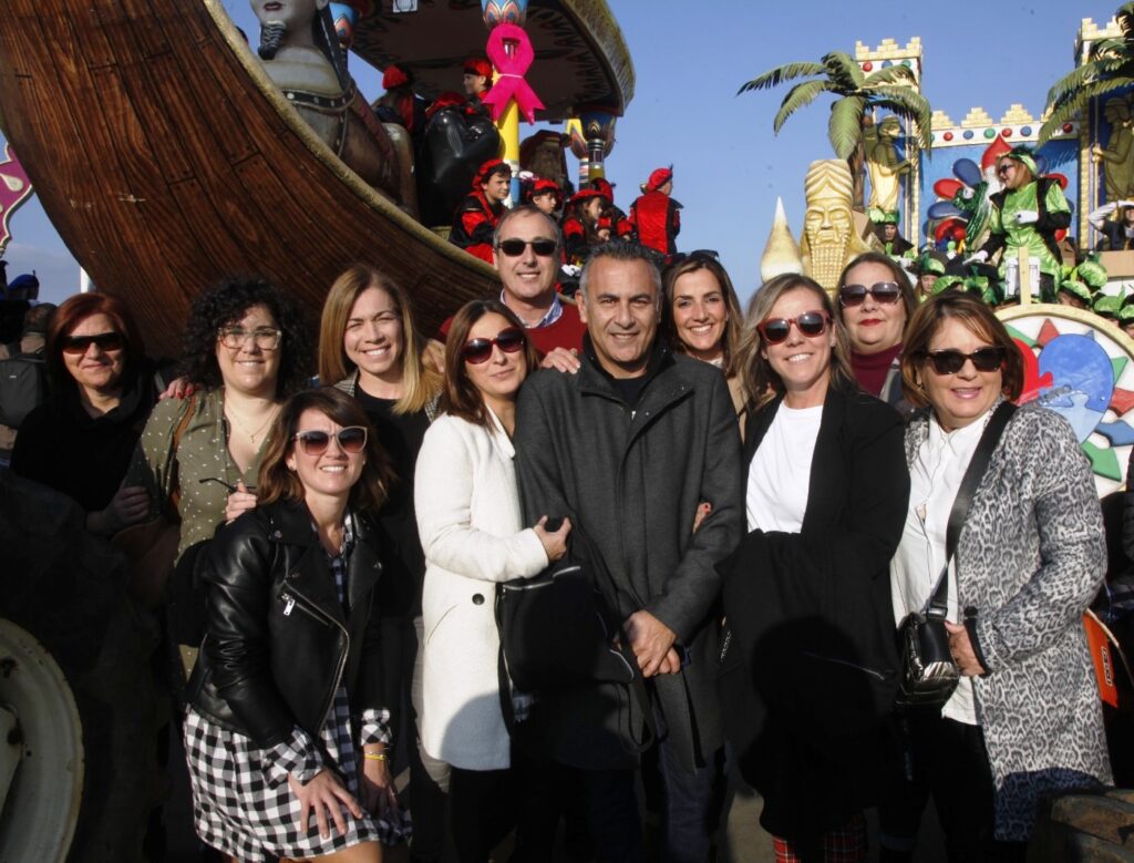 CON UNA MULTITUDINARIA RECOGIDA DE CARTAS Y CABALGATA DE REYES MAGOS TERMINAN LAS FIESTAS NAVIDEÑAS EN ISLA CRISTINA