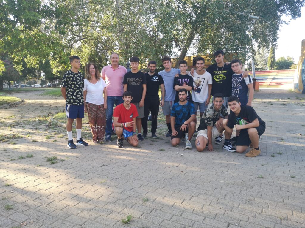 MÁS DE UNA DECENA DE JÓVENES SE DAN CITA EN EL TALLER DE PARKOUR CONVOCADO POR LA CONCEJALÍA DE JUVENTUD