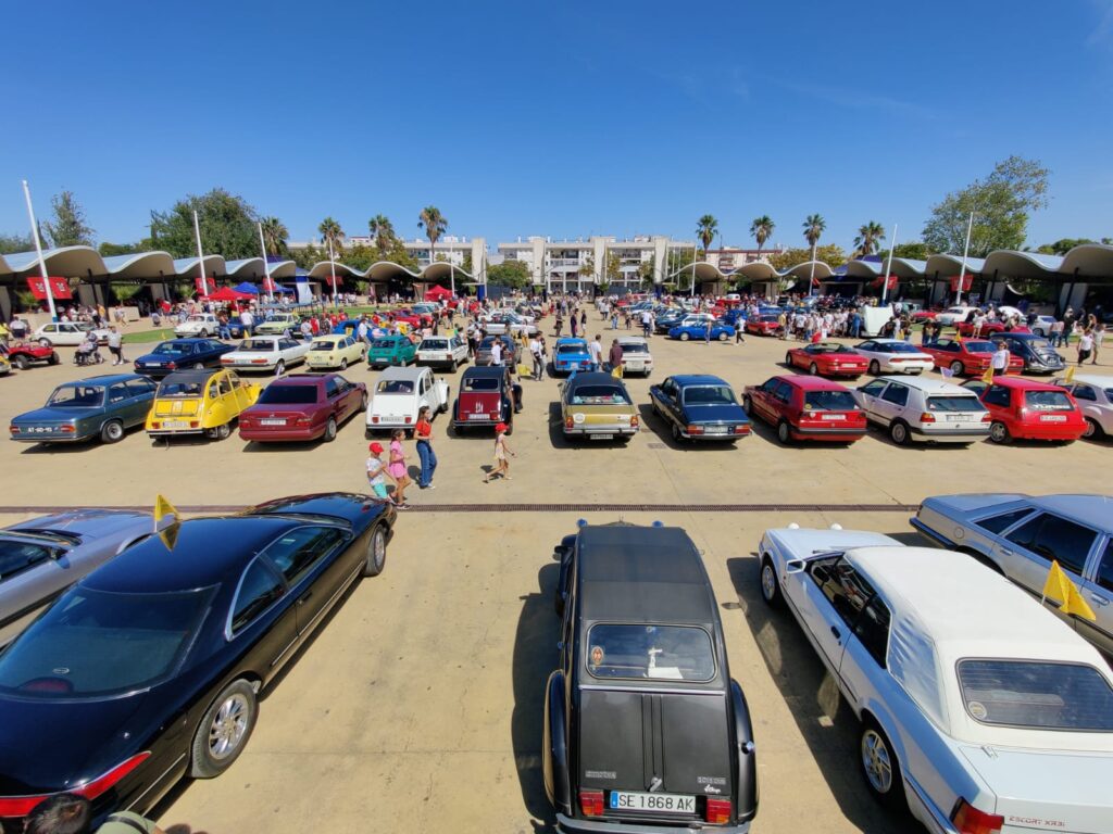 ÉXITO DE PARTICIPACIÓN EN LA VIII CONCENTRACIÓN INTERNACIONAL DE VEHÍCULOS CLÁSICOS CELEBRADA EN ISLA CRISTINA