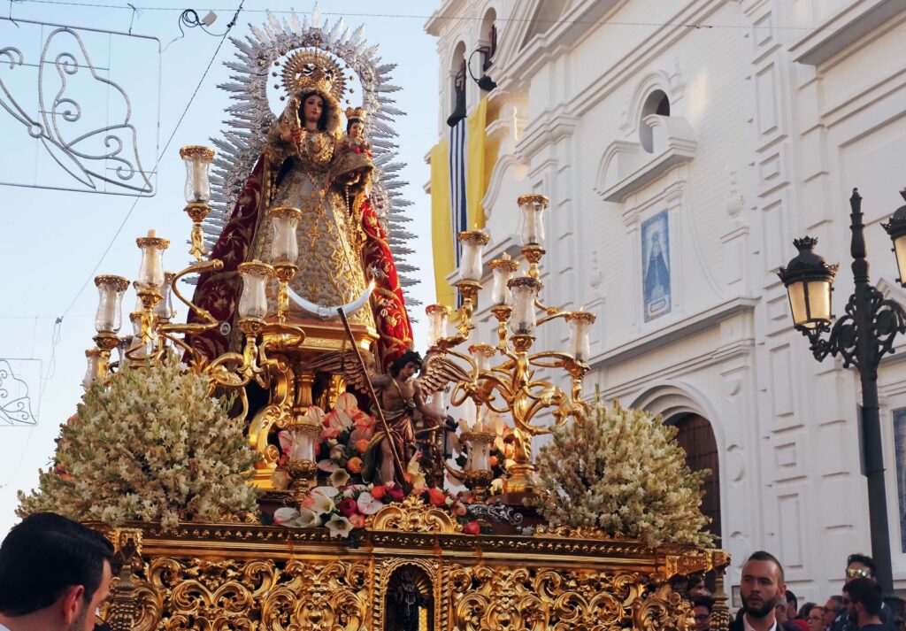 FINALIZAN LAS FIESTAS EN HONOR A LA VIRGEN DEL ROSARIO, PATRONA Y ALCALDESA PERPETUA DE ISLA CRISTINA