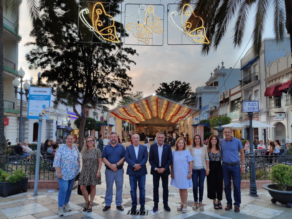 ARRANCAN LAS FIESTAS PATRONALES DE ISLA CRISTINA CON EL ENCENDIDO DEL ALUMBRADO