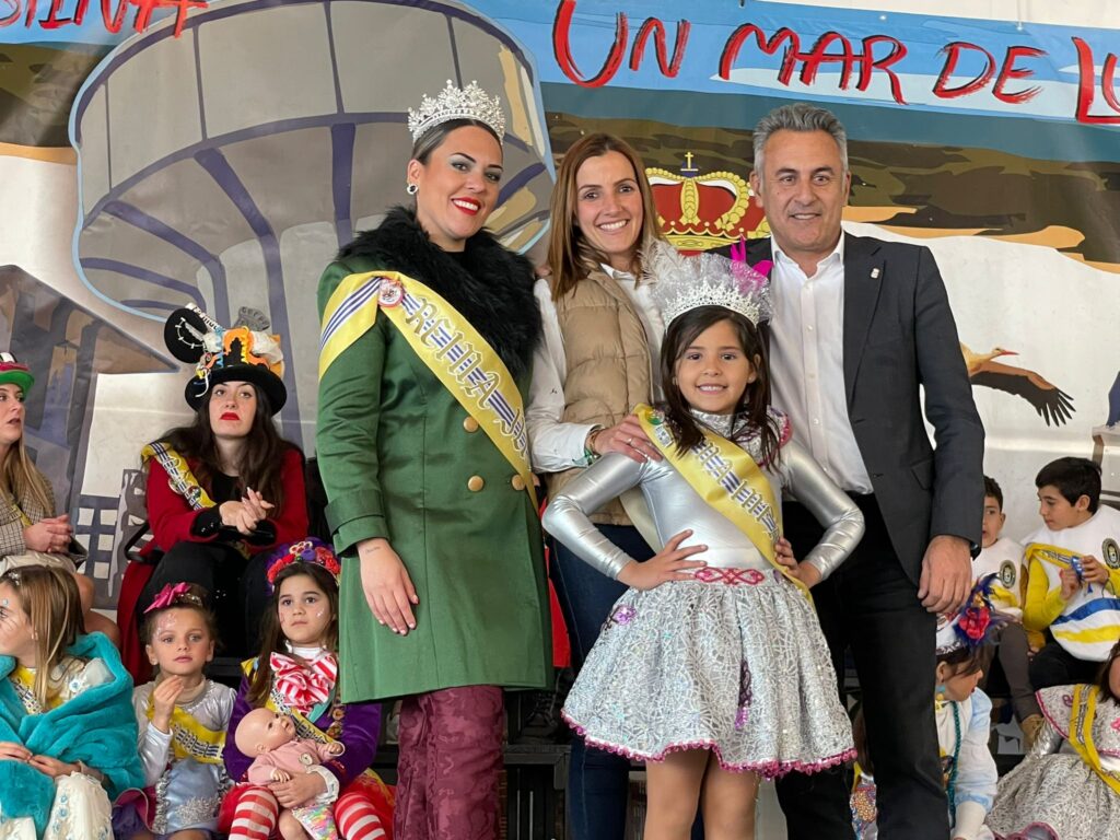 EL AYUNTAMIENTO ENTREGA LOS PREMIOS INSTITUCIONALES DEL CARNAVAL 2023