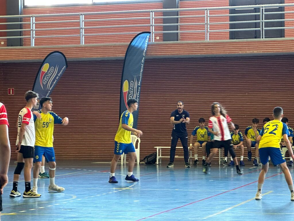 ISLA CRISTINA ACOGIÓ EL ANDALUZ DE BALONMANO TOP16 CADETE MASCULINO