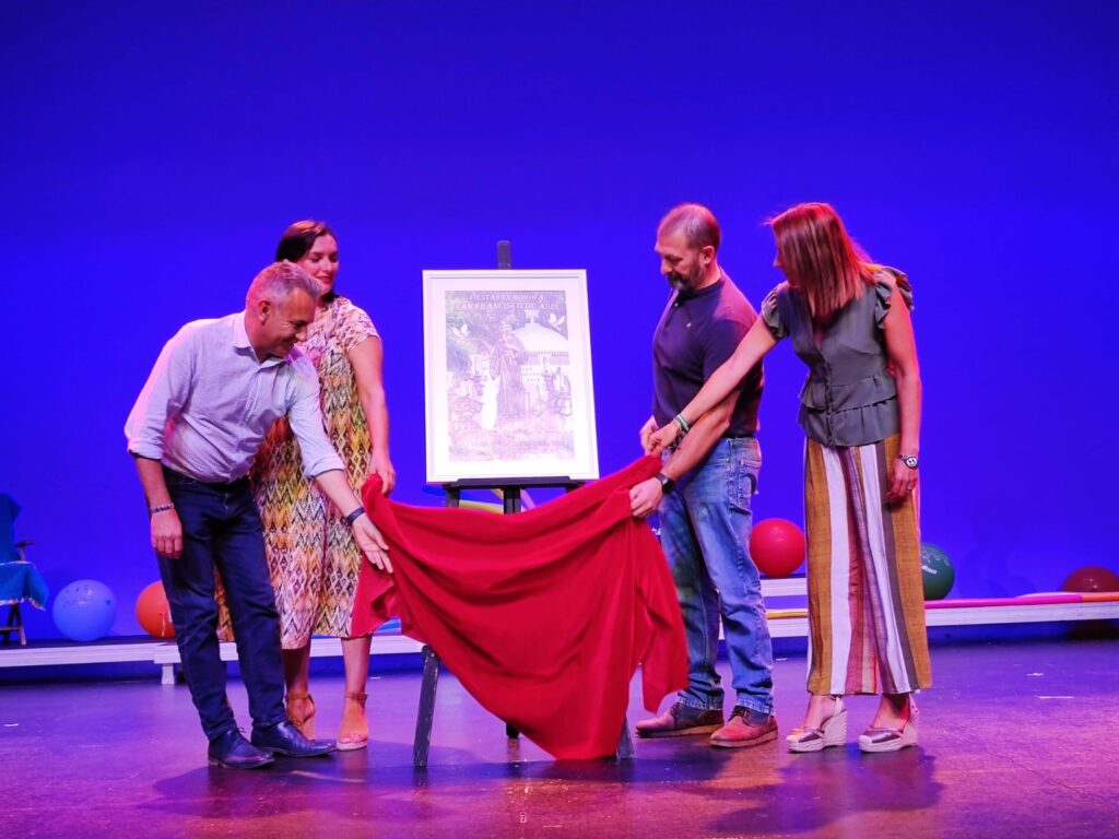 PRESENTADO EL CARTEL Y LA CORTES DE HONOR DE LAS FIESTAS DE SAN FRANCISCO