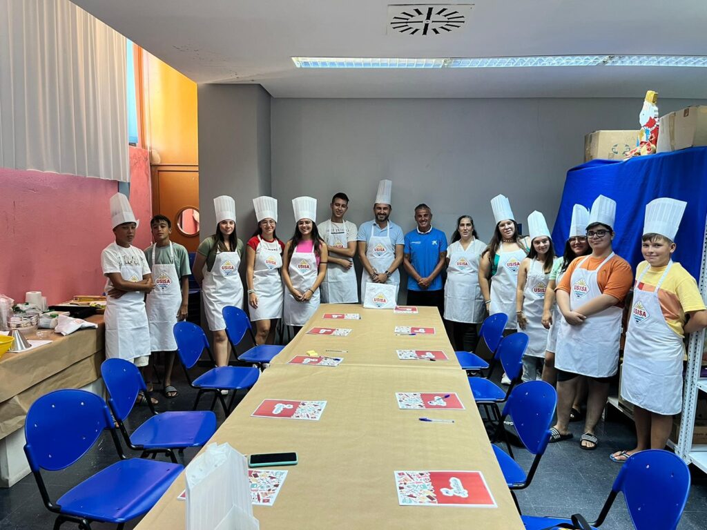 CLAUSURADO EL TALLER DE COCINA DIVERTIDA PARA JÓVENES LLEVADO A CABO POR EL AYUNTAMIENTO
