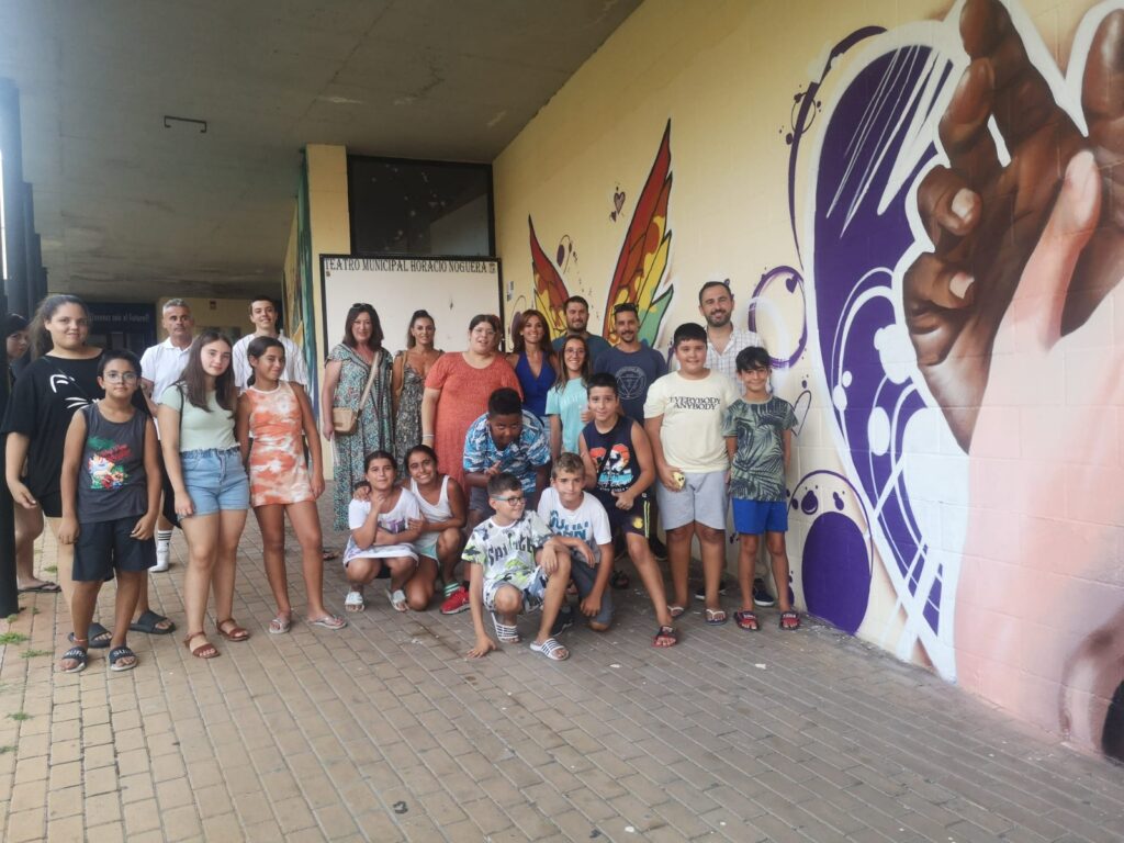 CLAUSURADO EL TALLER DE GRAFFITIS CONVOCADO POR LA DELEGACIÓN DE JUVENTUD CON LA INAUGURACIÓN DE LA PARED DE LA IGUALDAD
