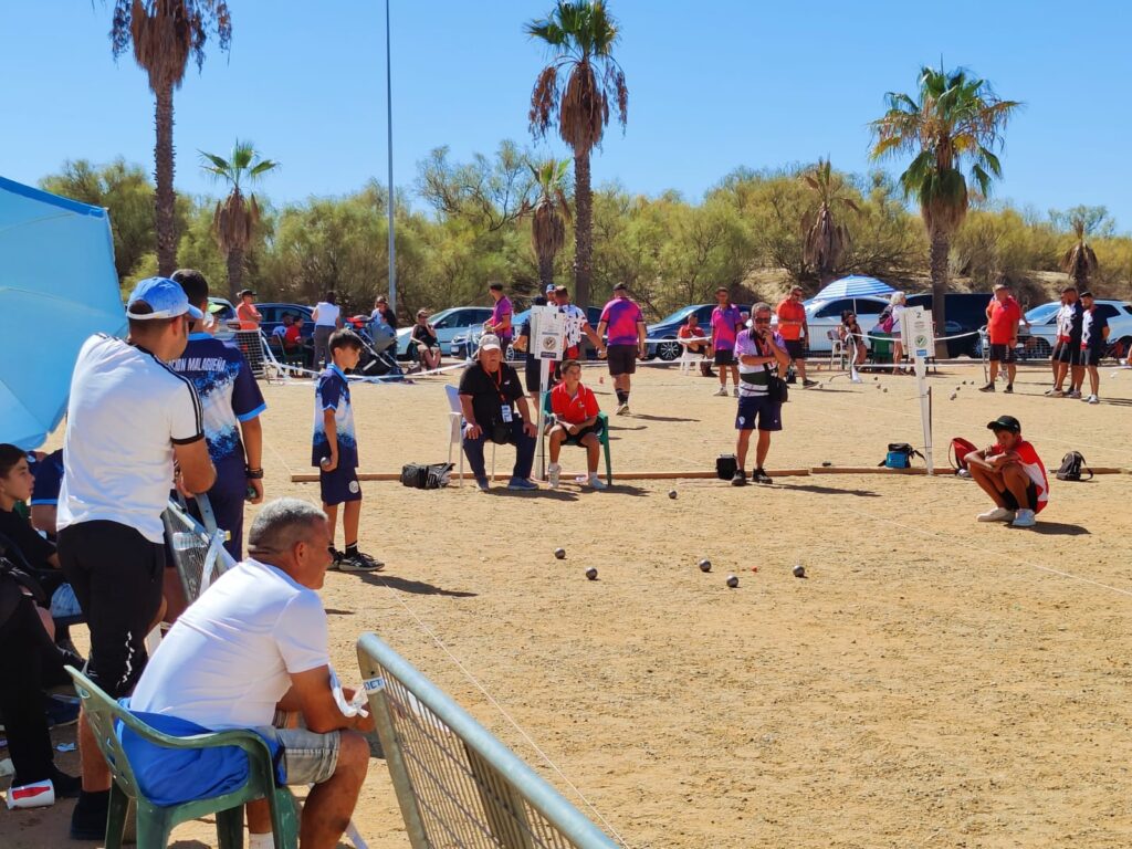 VUELVEN LOS MEJORES CLUBES DE PETANCA ANDALUCES A ISLA CRISTINA ESTE FIN DE SEMANA