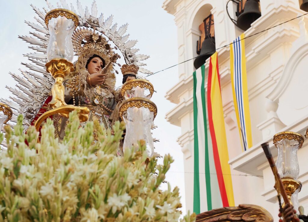 FINALIZAN LAS FIESTAS EN HONOR A LA VIRGEN DEL ROSARIO, PATRONA Y ALCALDESA PERPETUA DE ISLA CRISTINA