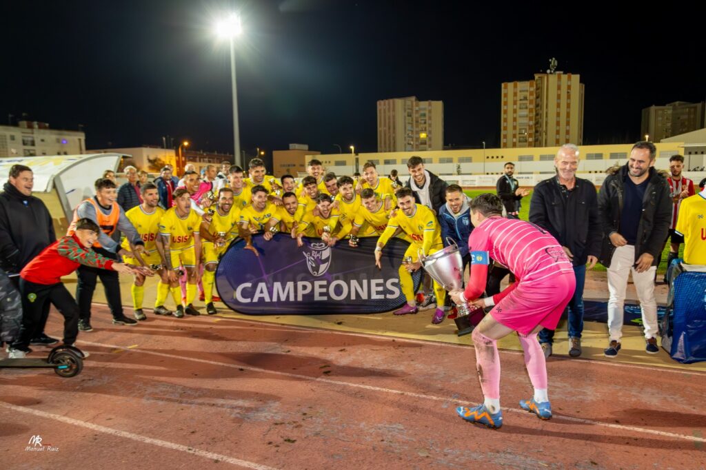 EL ISLA CRISTINA FC SE ALZA CON LA COPA DE ANDALUCÍA